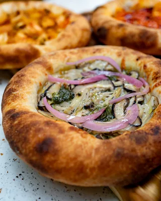Mushroom, Garlic & Parm PIZZA