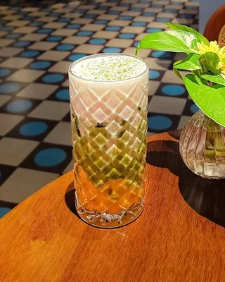 Matcha Mango Latte